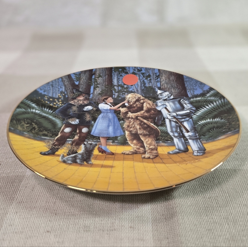 Wizard of Oz Collectible Plate "I Even Scare Myself" The Cowardly Lion - Picture 2 of 3